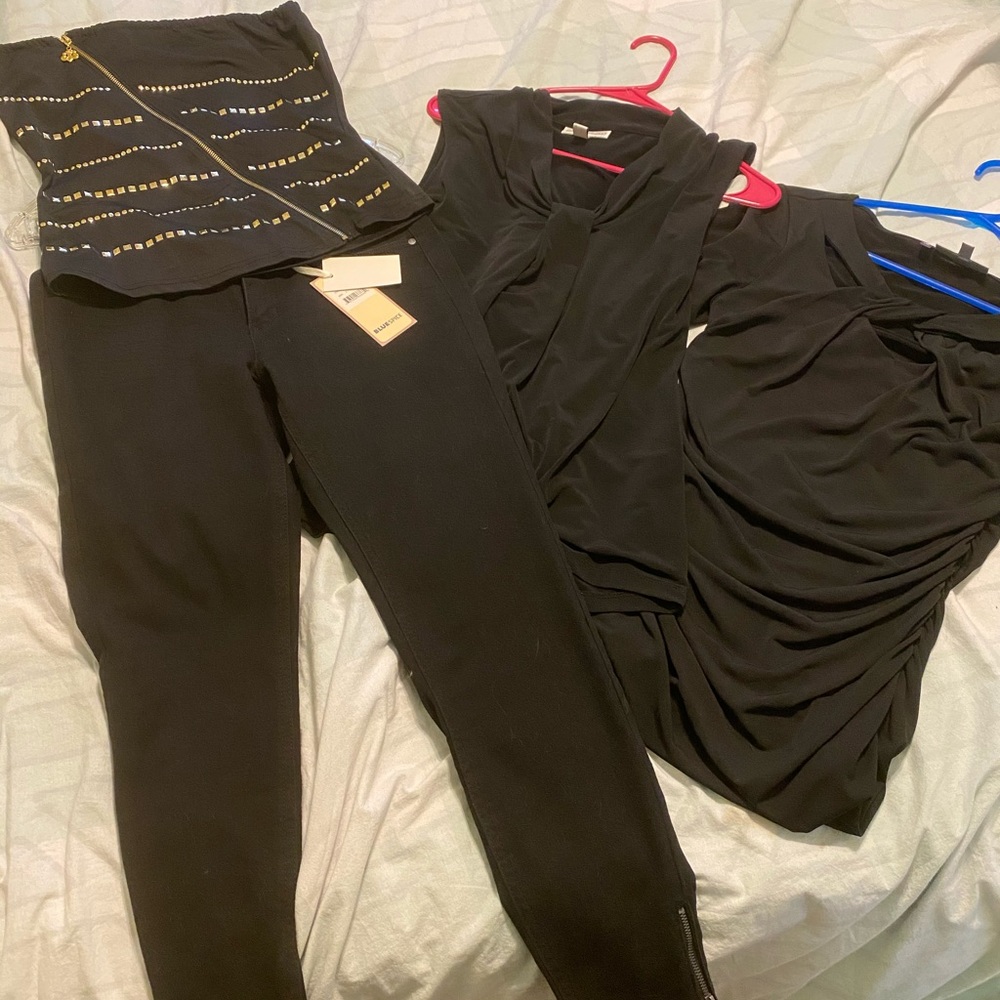 All black!! 3 shirts 1 jean pair.